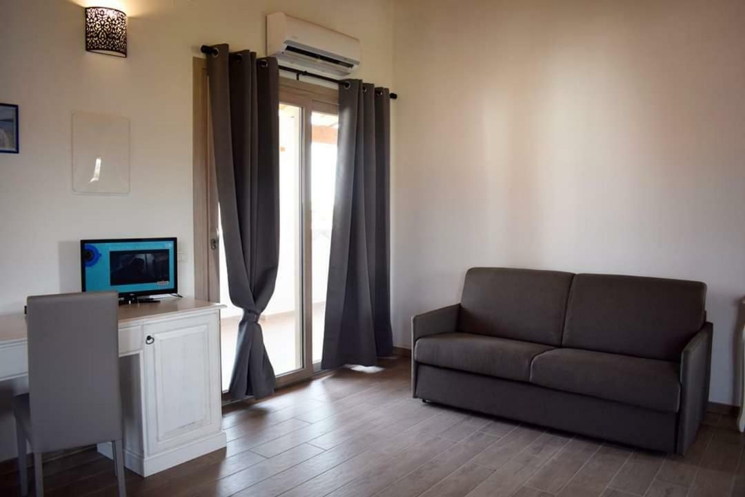 Corallo Rooms Budoni Exterior foto